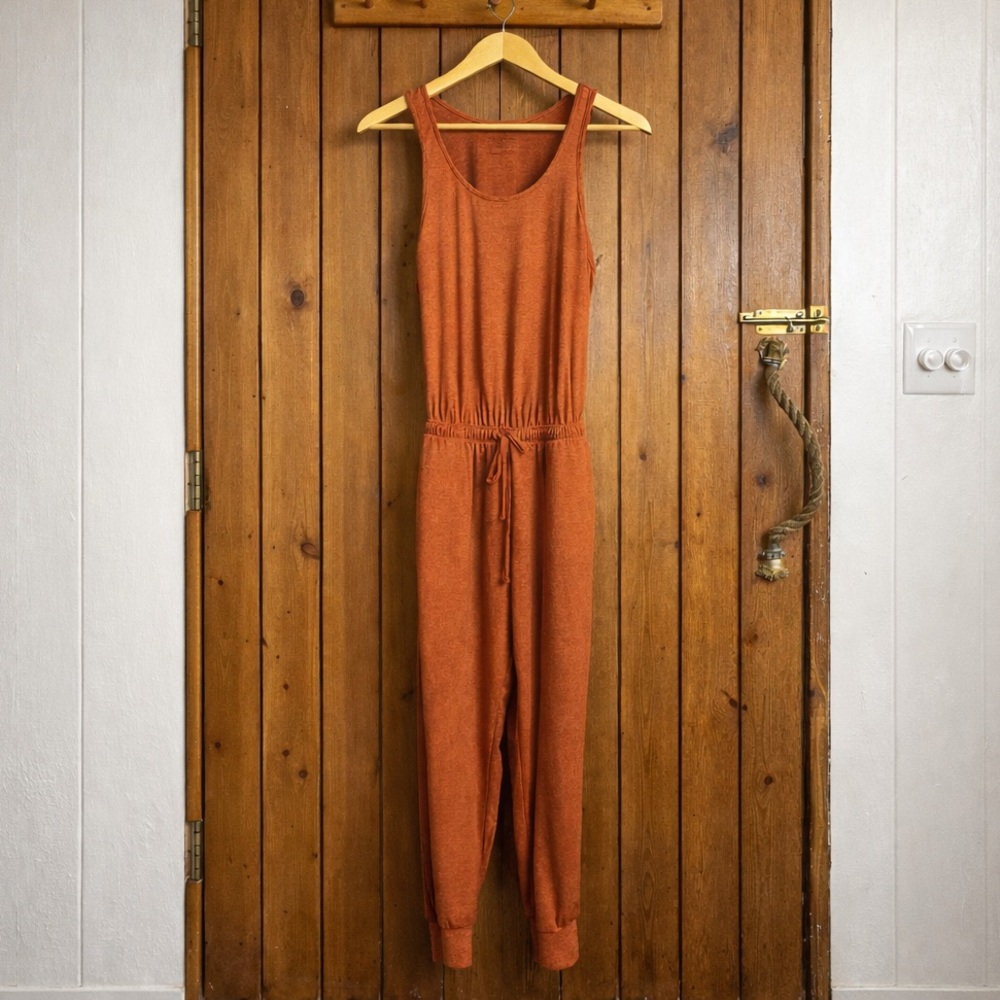 Patagonia Seabrook Jumpsuit in Orange/Peach Women’s Size Small